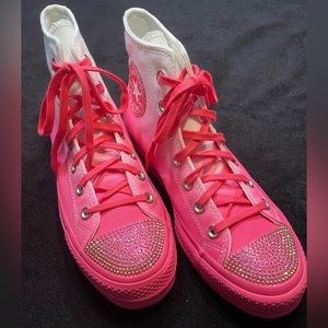 Pink ombré Chuck Taylor hightops size 8